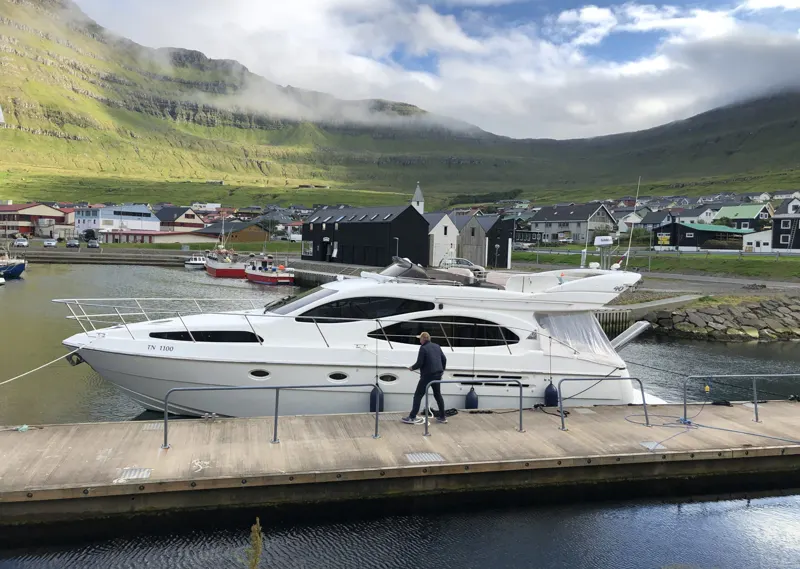 Azimut 46 uttan 14